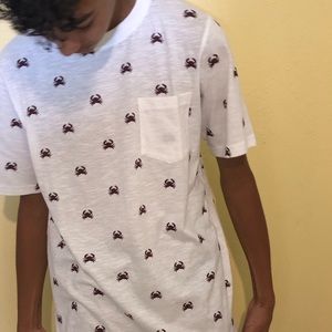 White crab t-shirt NWOT